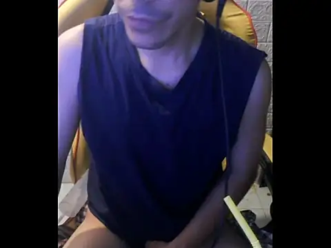 cloudyth1994 online show from 14, 2, 2026