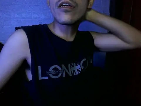 cloudyth1994 online show from 17, 11, 2025