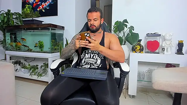 Johnnygrayson1 online show from 7, 10, 2025