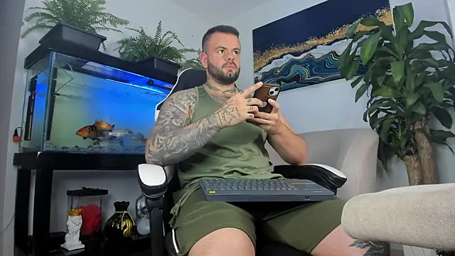 Snapshot of Johnnygrayson1 chatting on 18, 6, 2026 Johnnygrayson1 online show from 18, 6, 2026