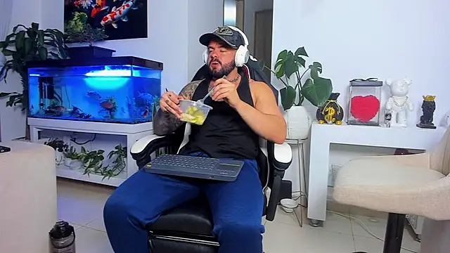 Johnnygrayson1 online show from 9, 10, 2025