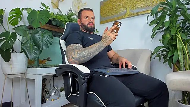 Johnnygrayson1 online show from 31, 3, 2026