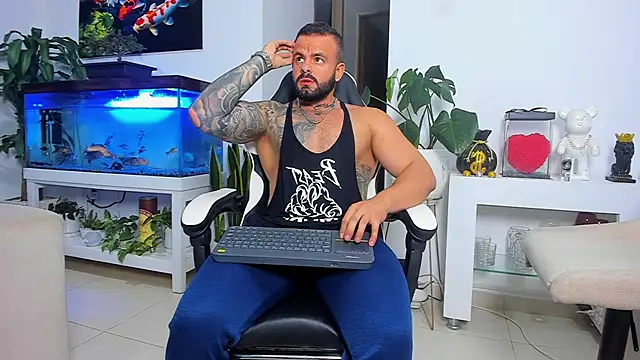 Johnnygrayson1 online show from 15, 10, 2025