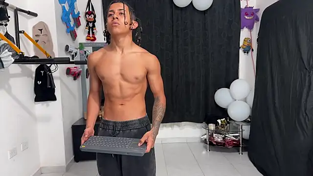 Snapshot of jokergc_2 chatting on 28, 11, 2025 jokergc 2 online show from 28, 11, 2025