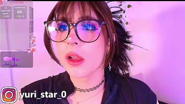 Yuri Stars online show from 6, 11, 2025