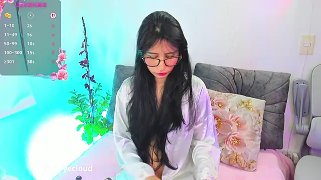 NayeCloud online show from 20, 6, 2026