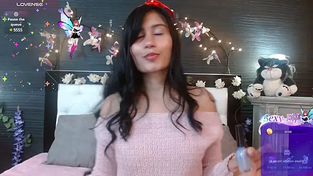 NayeCloud online show from 7, 3, 2025