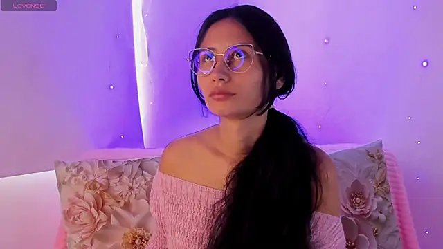 NayeCloud online show from 13, 3, 2026