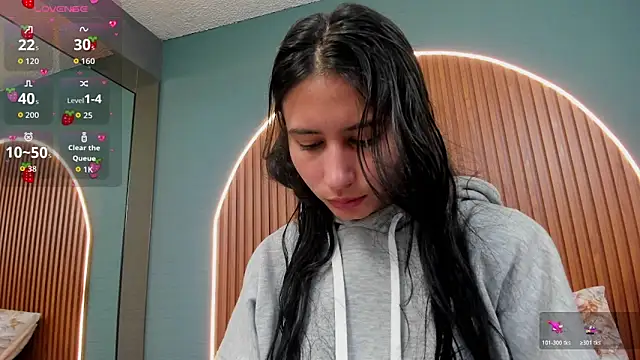 NayeCloud online show from 29, 10, 2025