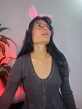 NayeCloud online show from 31, 3, 2026