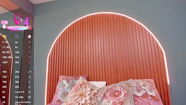 NayeCloud online show from 19, 12, 2025