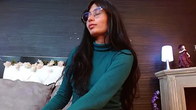 NayeCloud online show from 15, 3, 2025