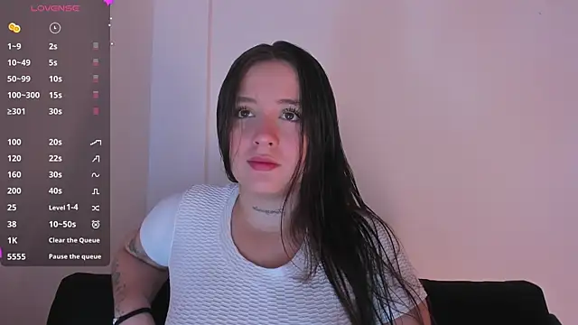 Snapshot of Sabrina_Lennox chatting on 29, 9, 2025 Sabrina Lennox online show from 29, 9, 2025