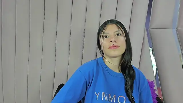 Sasha Petitte online show from 9, 10, 2025