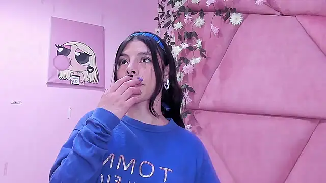 Sasha Petitte online show from 19, 3, 2025