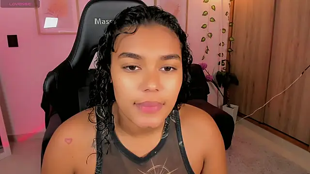 aleja montiel   online show from 20, 5, 2026