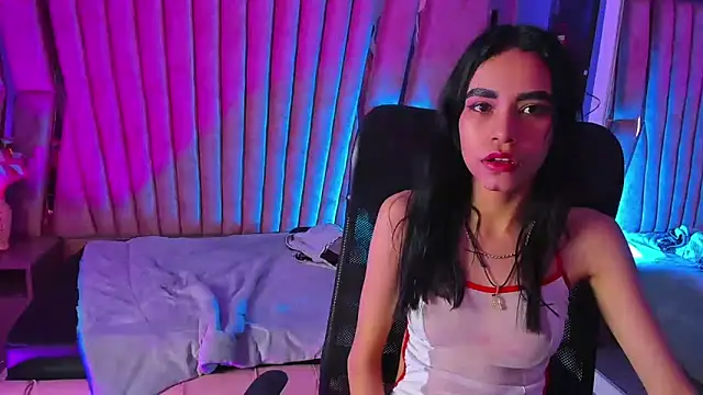 Jasmin Skinny online show from 1, 3, 2025