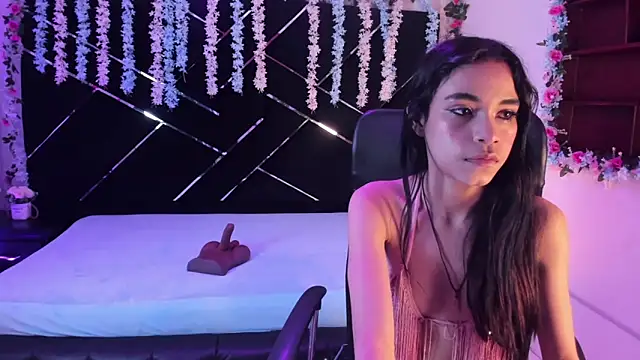 Jasmin Skinny online show from 19, 9, 2025