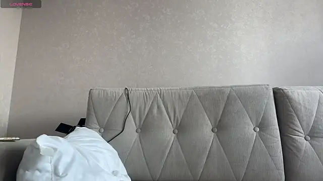 weshycouple online show from 27, 6, 2026