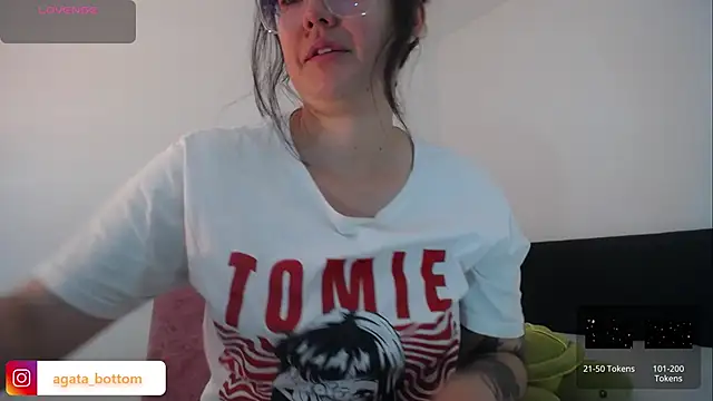 NewAgatha Bolton online show from 6, 10, 2025