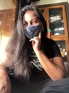 HaaniKaur online show from 18, 11, 2025