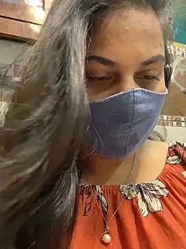 HaaniKaur online show from 11, 1, 2025