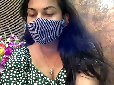 HaaniKaur online show from 11, 3, 2025