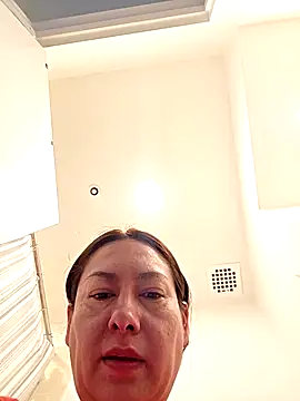 xLadyScarlettx online show from 23, 4, 2026