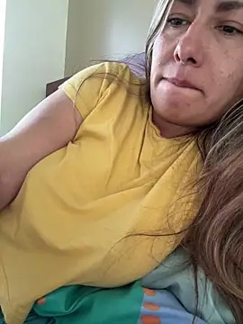 xLadyScarlettx online show from 6, 3, 2025