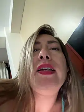 xLadyScarlettx online show from 14, 2, 2025