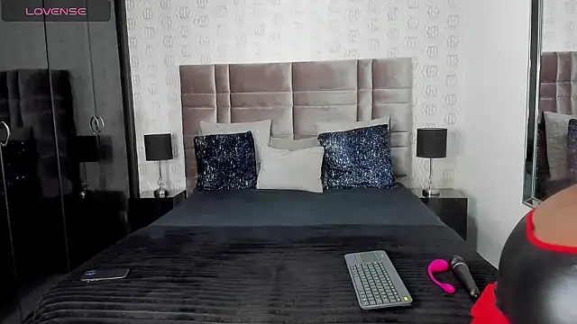 Snapshot of LiaJohnnson chatting on 15, 1, 2026 LiaJohnnson online show from 15, 1, 2026