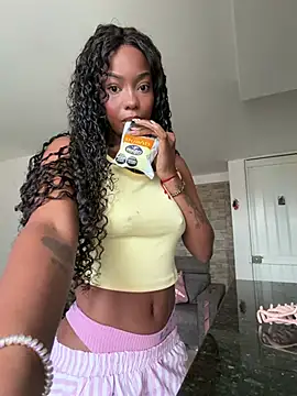 Snapshot of Isaa_Coleman_ chatting on 9, 7, 2026 Isaa Coleman online show from 9, 7, 2026
