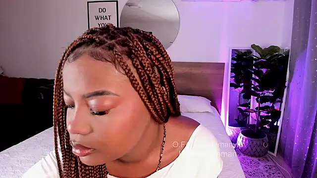 Snapshot of Isaa_Coleman_ chatting on 28, 1, 2025 Isaa Coleman online show from 28, 1, 2025