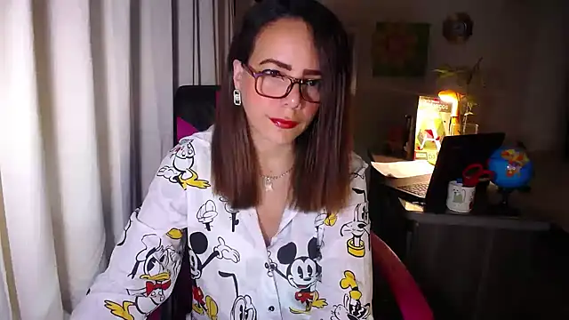 danielle rose 1 online show from 26, 4, 2026