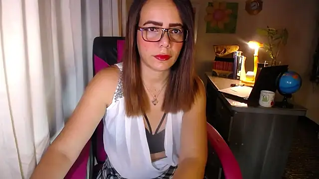 danielle rose 1 online show from 2, 6, 2026