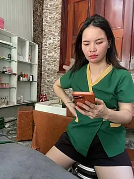 LiLi-Kirix99 online show from 13, 6, 2026