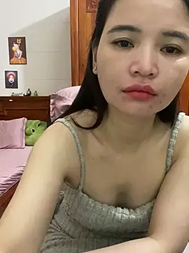 LiLi-Kirix99 online show from 10, 7, 2026