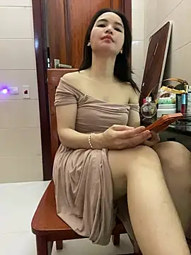 LiLi-Kirix99 online show from 18, 5, 2026