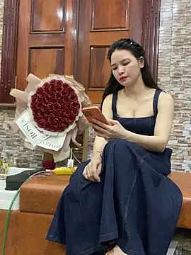 LiLi-Kirix99 online show from 19, 5, 2026