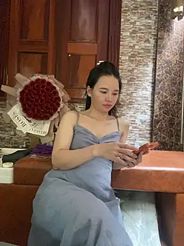 LiLi-Kirix99 online show from 4, 7, 2026