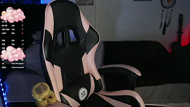 Theprojectsaraa online show from 10, 11, 2025