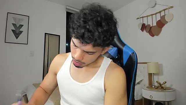 mateoleonee online show from 1, 3, 2025