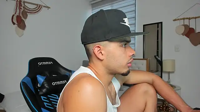 mateoleonee online show from 4, 3, 2026