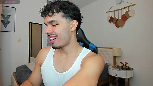 mateoleonee online show from 3, 3, 2025