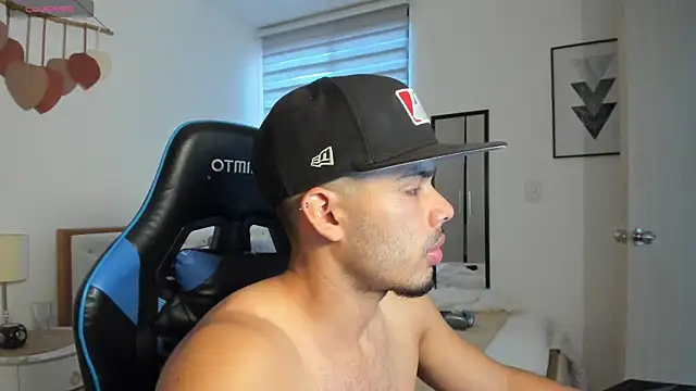 mateoleonee online show from 3, 10, 2025