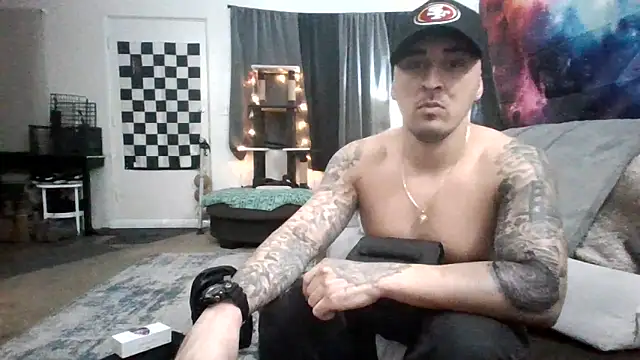 Snapshot of Antoniothedon chatting on 10, 12, 2024 Antoniothedon online show from 10, 12, 2024