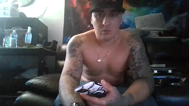 Snapshot of Antoniothedon chatting on 8, 9, 2025 Antoniothedon online show from 8, 9, 2025