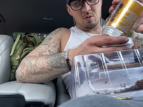 Snapshot of Antoniothedon chatting on 11, 1, 2025 Antoniothedon online show from 11, 1, 2025