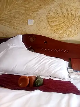 sexxylucia online show from 28, 9, 2025