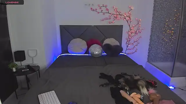 CassieEvans online show from 12, 5, 2026